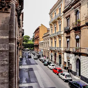 Nocleg ze śniadaniem Giardino Bellini-centro Katania